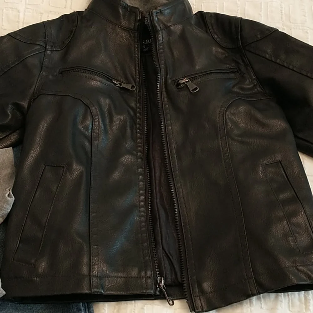 Faux‎ leather jacket and clothing set